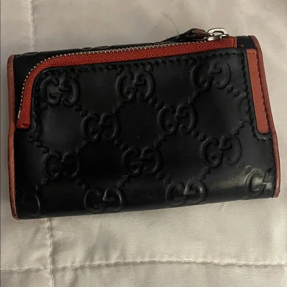 Gucci Black and Brown Embossed Wallet - Picture 2 of 4